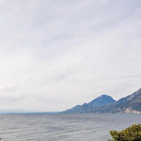 Assenza Lake Front Sweet Apartment Brenzone sul Garda Eksteriør bilde