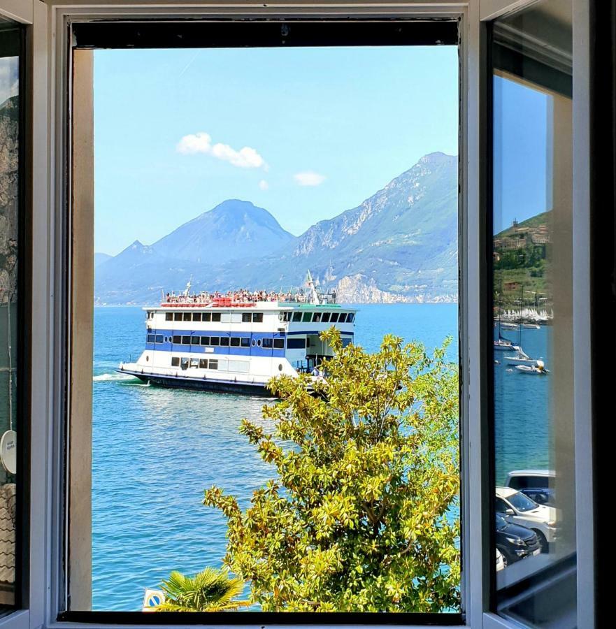 Assenza Lake Front Sweet Apartment Brenzone sul Garda Eksteriør bilde